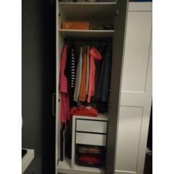 PAX kast met spoed weg!