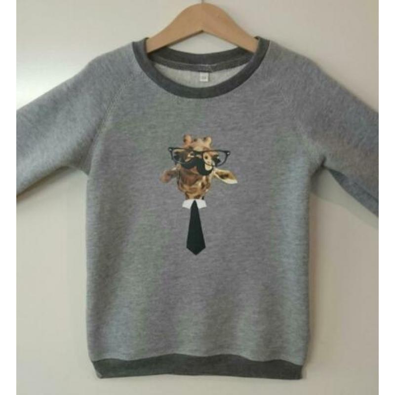 GRATIS VERZENDING Giraffe met stropdas SWEATER maat 116