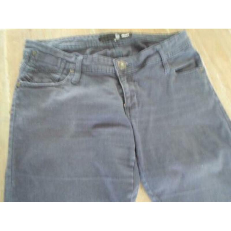 fijne broek (Eksept)