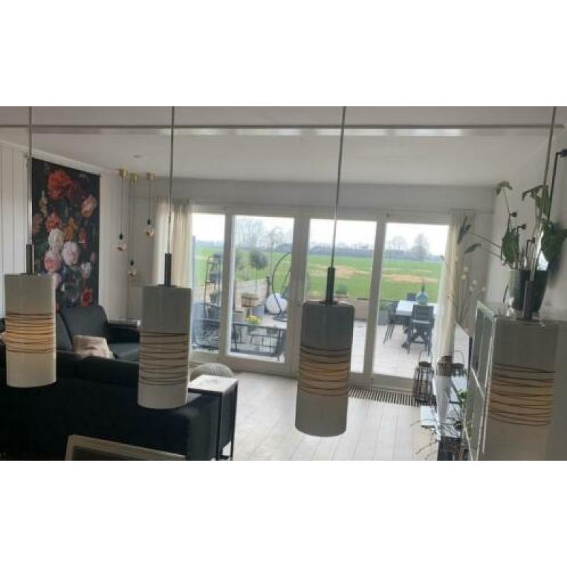 Witte hanglamp met 4 lichtpunten