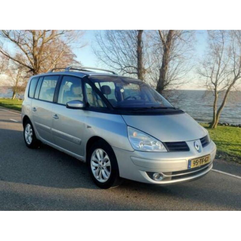 Renault Espace 2.0 Expression 6-persoons uitvoering