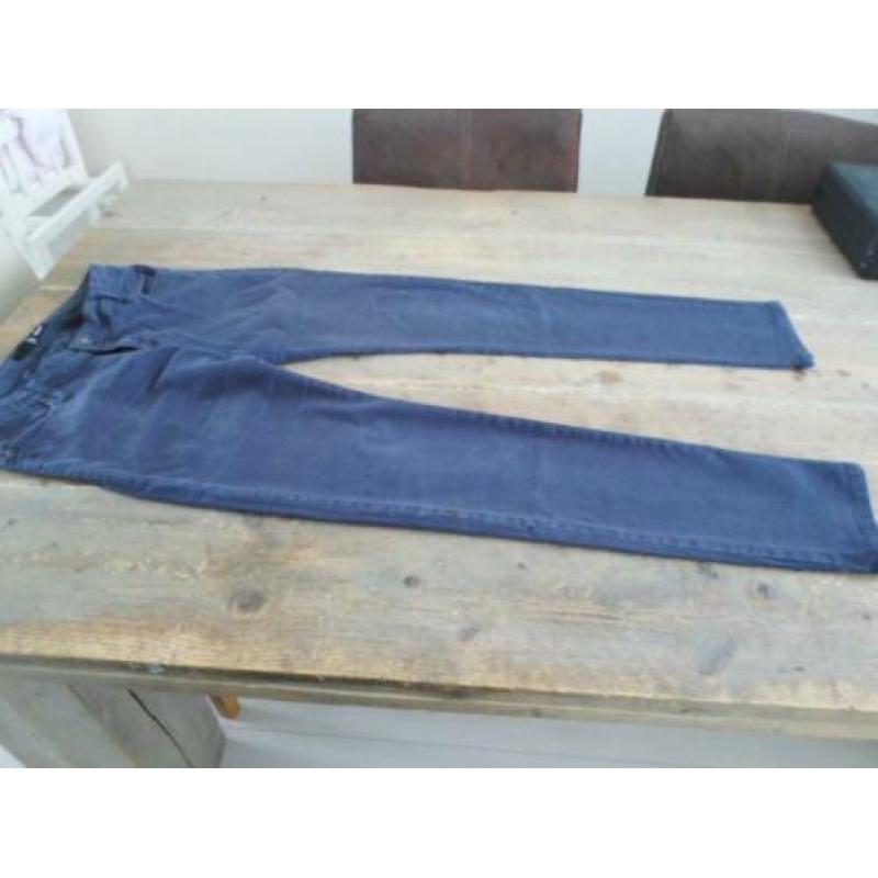 fijne broek (Eksept)
