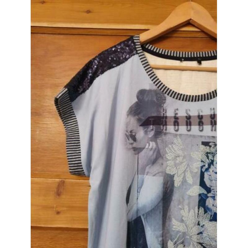 Mooie blauwe top met pailletten en glitters, maat XL