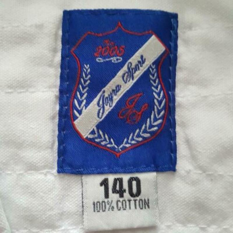 Judopak maat 140