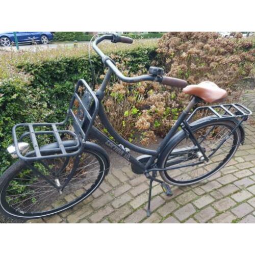 Zwarte Damesfiets Cortina U1 3 versnellingen en transportrek