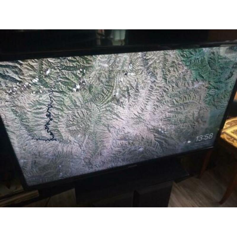 Samsung Lcd Tv 37Inch.Hdmi.Zgan.