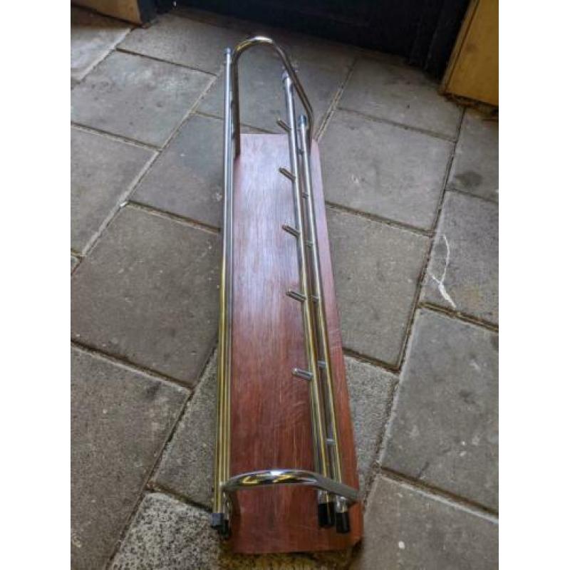 vintage kapstok hardhout en chroom