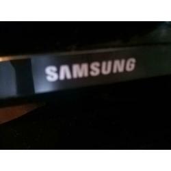Samsung Lcd Tv 37Inch.Hdmi.Zgan.