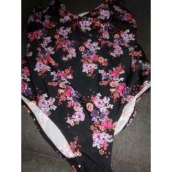 Mooi badpak met bloemen Maat 52