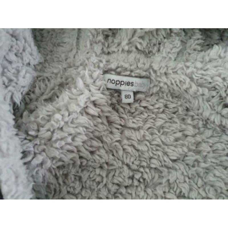Noppies borgvest maat 80