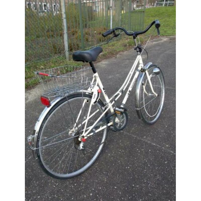 Thunberg Karlsruhe damesfiets bike Gazelle Batavus