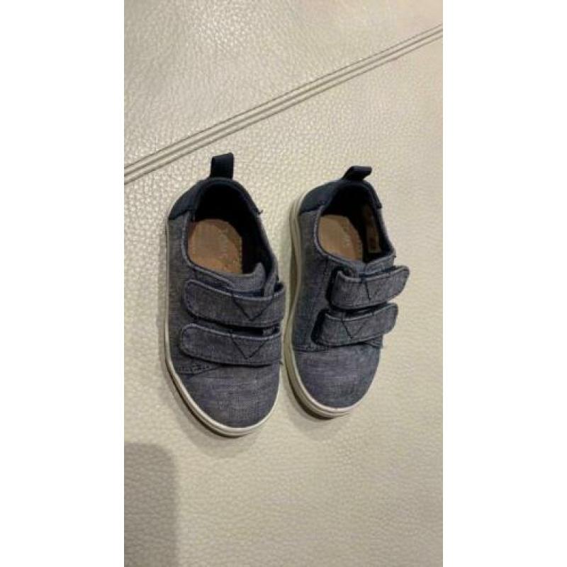 Erg leuke sneakers van Toms in maat 23,5