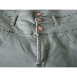 Supermooie broek van REFUGE / maat 38