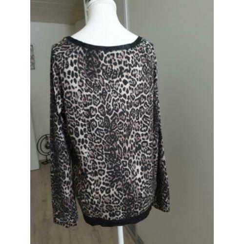 Stijlvolle pullover van Geisha. Maat 38