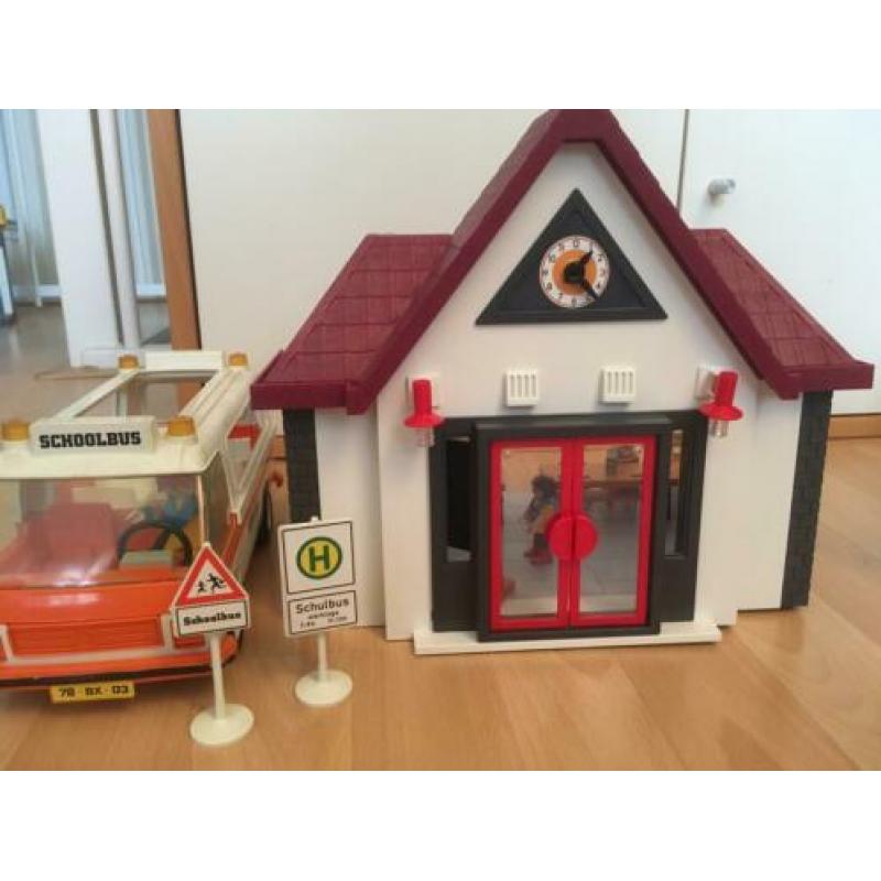 Playmobil school met gymlokaal en schoolbus