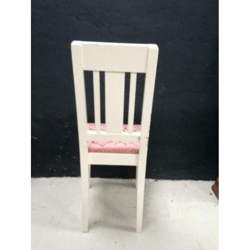 Brocante stoel uit Zweden / oude stoel / opruiming