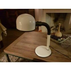 retro witte vintage bureaulamp jaren 70 geperforeerde kap