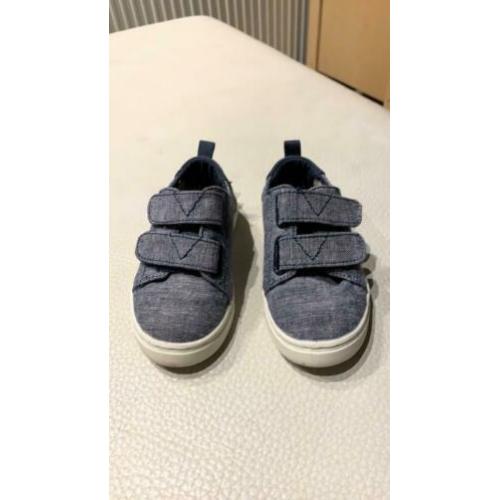 Erg leuke sneakers van Toms in maat 23,5