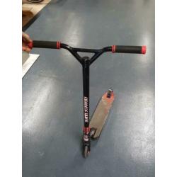 Stuntstep slamm scooters rebel rood