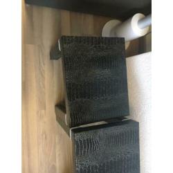 Bijzettafel
