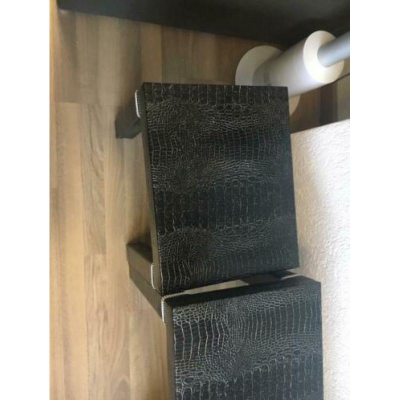 Bijzettafel