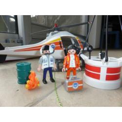Playmobil 5542 en 9235 blusvliegtuig en brandweerauto