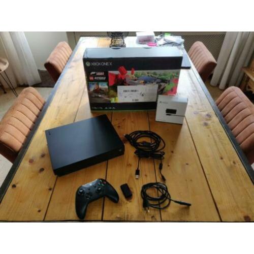 Xbox One X 12-2019 te koop of te ruil PS4