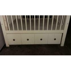Houten box met lade en verstelbare bodem