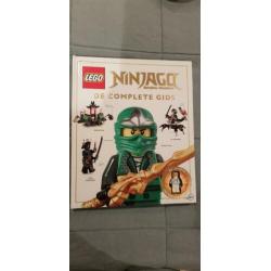 Lego Ninjago boek De Complete Gids