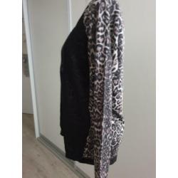 Stijlvolle pullover van Geisha. Maat 38