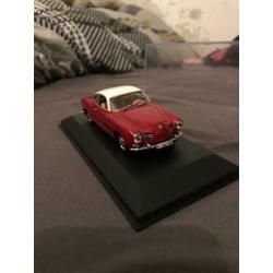 Schaalmodel VW Karmann Ghia Minichamps