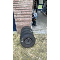 Winterband met stalen velgen 165/70 R14