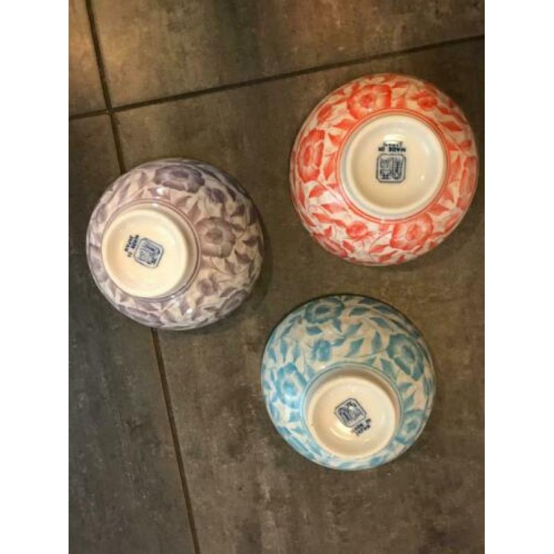 Set van 5 mooie kommetjes / kommen / bakjes /servies bloemen
