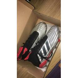 Adidas Predator 19.1 FG Silver Maat 42