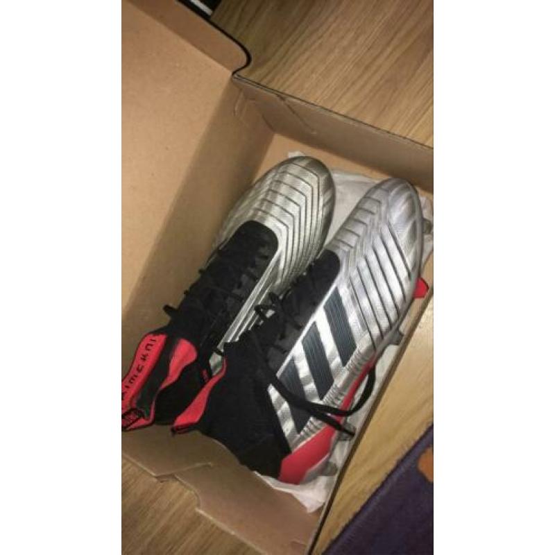 Adidas Predator 19.1 FG Silver Maat 42