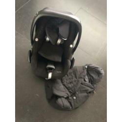 Maxi-Cosi Pebble (incl. voetenzak)