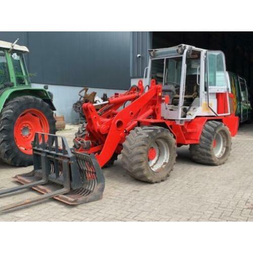 Weidemann 4204 D/P (bj 2006)