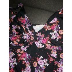 Mooi badpak met bloemen Maat 52