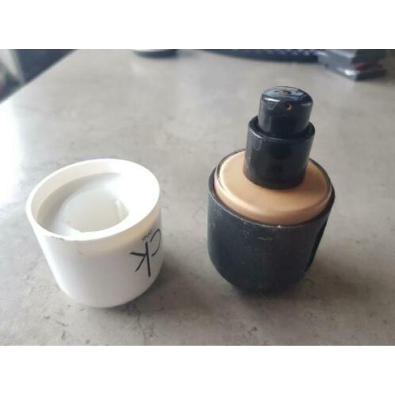 Calvin klein | foundation 3 in 1 | 500 tan | ZGAN