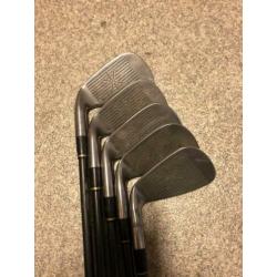 Complete Golfset graphite Texas Golf H357 56789 PS & putter