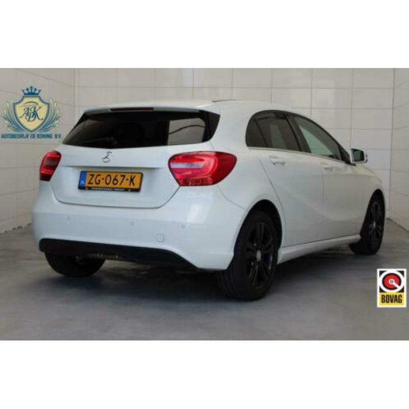 Mercedes-benz A 180 Automaat, LED, NAVI, leer, PDC