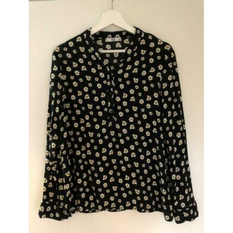 Blouse Mango zwart met wit (maat L)