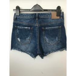 Stradivarius korte broek maat 38