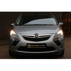 Opel Zafira 140pk Business+ (7p.!/Glazen dak/Climate/NAV/17"