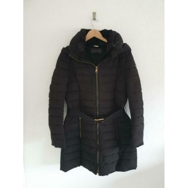 Esprit zwarte winterjas met afritsbare bontkraag en capuchon