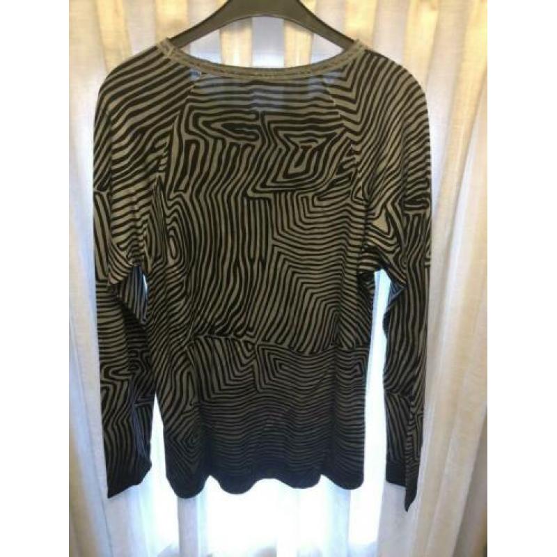 Margittes mooi nieuw grijs zwart shirt met print maat 40