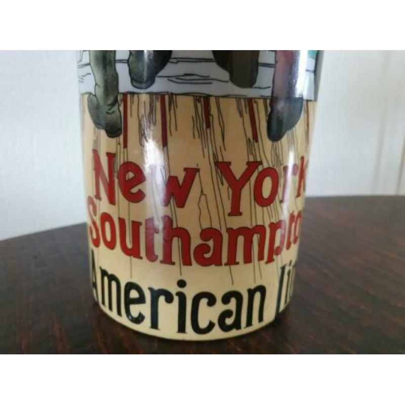 Hoge New York Southampton American Line vaas. 33.5 cm hoog