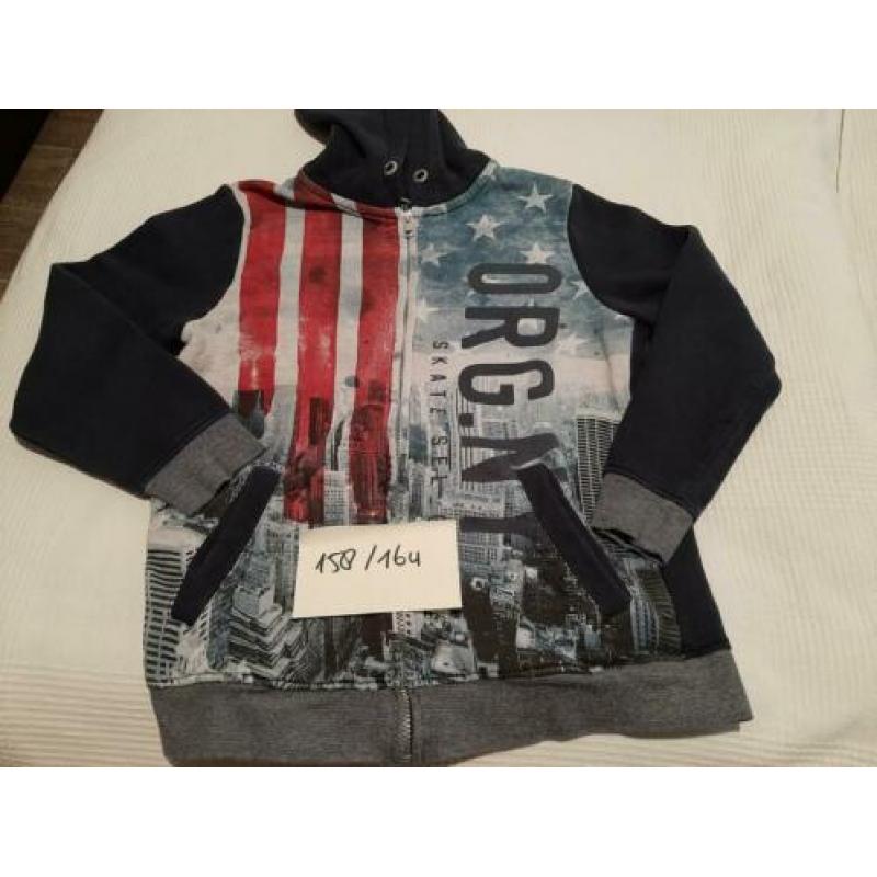 Te koop pakket jongens vesten/hoodies 158/164