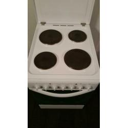 Top merk Indesit Elektrische fornuis+oven werkt 100%