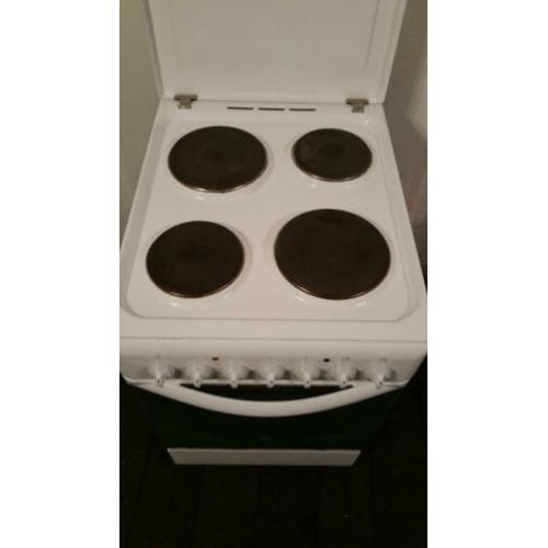 Top merk Indesit Elektrische fornuis+oven werkt 100%